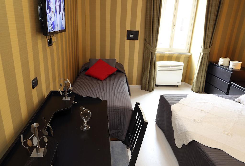 Caracciolo Guest House Рим Номер фото